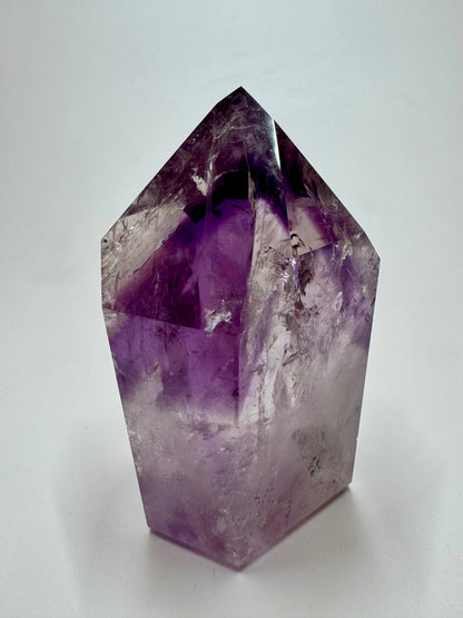 Améthyste fantôme - 7,7 cm, 224 g
