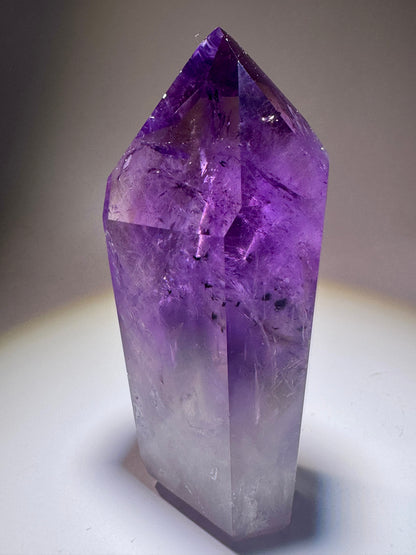 Atemberaubende Ametrin-Spitze mit seltenem Hollandit-Einschluss 💜 - 7.8cm, 117g
