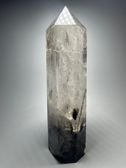 Riesige Bergkristallspitze mit Turmalin – 30 cm, 2.94 kg – aus Brasilien