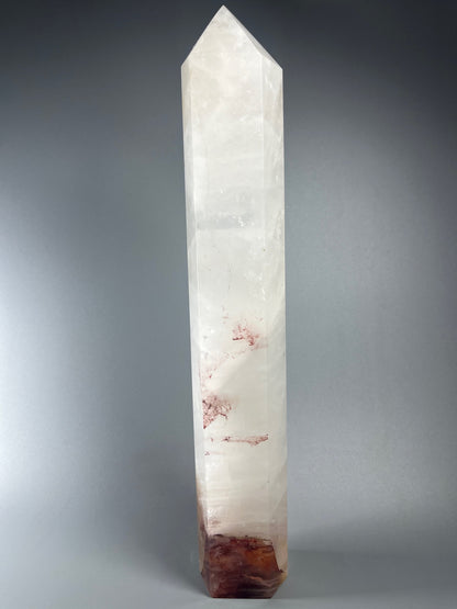 Riesige Bergkristallspitze mit Feuerquarzeinschlüssen 37cm - 2.16 kg