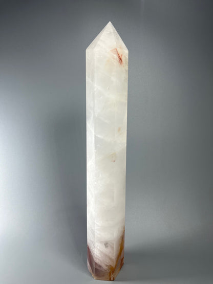 Riesige Bergkristallspitze mit Feuerquarzeinschlüssen 37cm - 2.16 kg