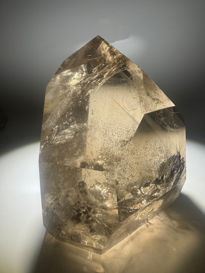 Majestätische Rauchquarz-Spitze – 754 g Phantom-Kristall