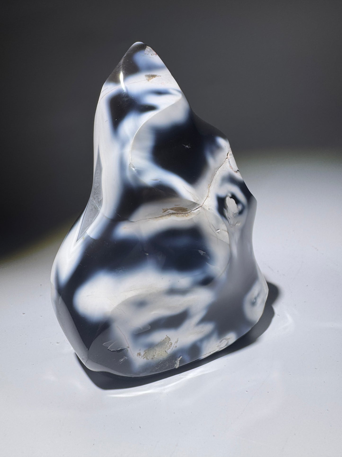 Orca Agate Flamme aus Madagaskar, 12 cm, 758 g, wellenartige Muster, Chalcedon Unikat, Handmade