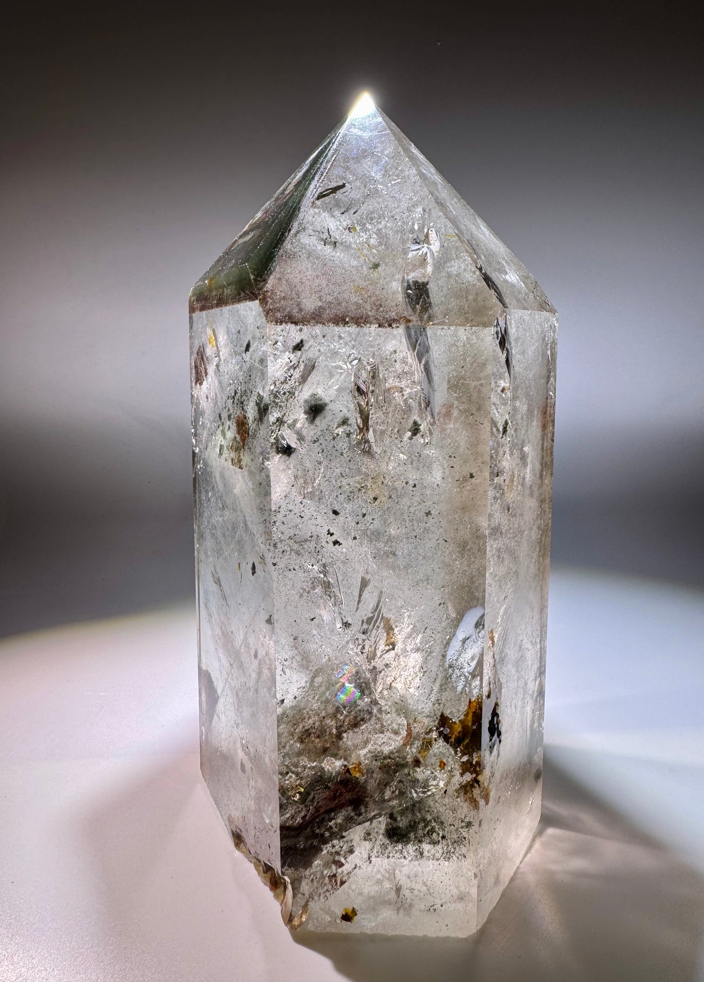 Gartenquarz Spitze 22 cm, 3.64 kg – AAA Qualität mit einzigartiger innerer Landschaft