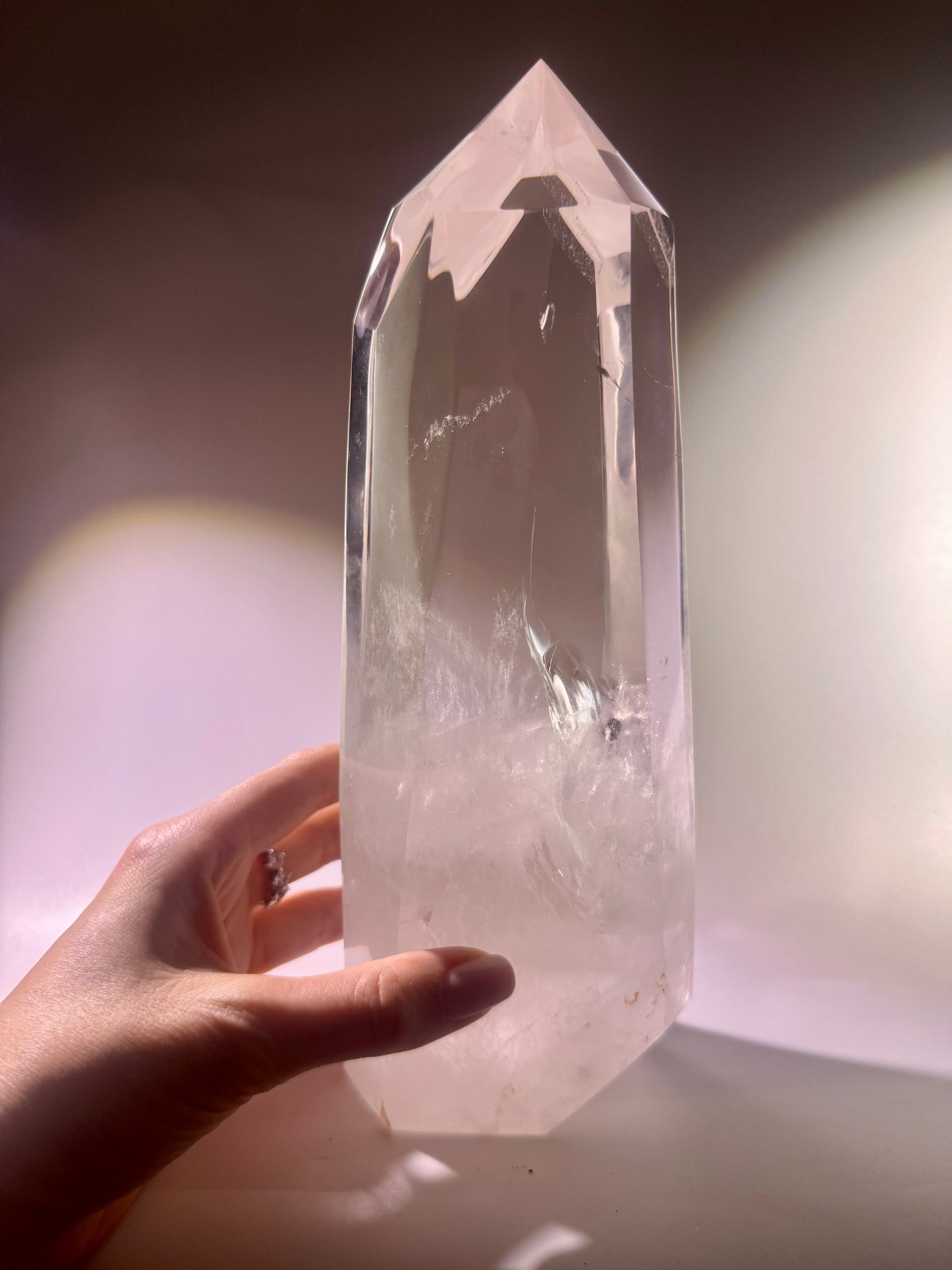 Exklusive Bergkristallspitze extraklar 32 cm, 3.34 kg – Naturkristall mit Wurzel