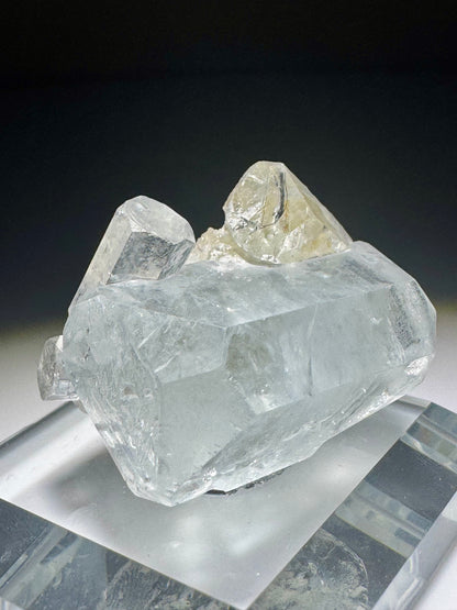 Aquamarin Heilstein aus Pakistan – klare Struktur & hochwertige Qualität