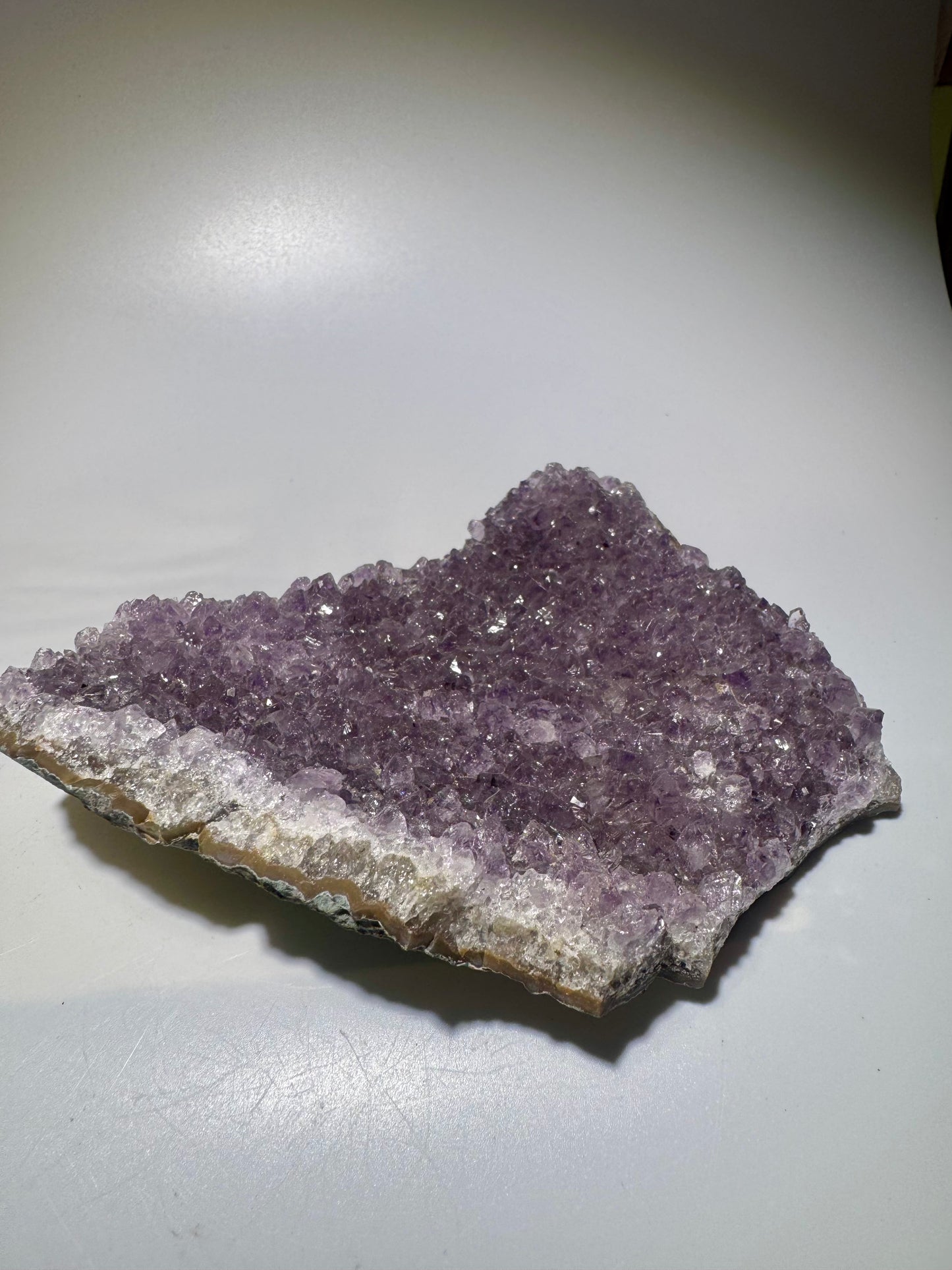 Amethyst-Druse 13x11.5 cm, 401 g – Energiereiche Kristallformation für Harmonie