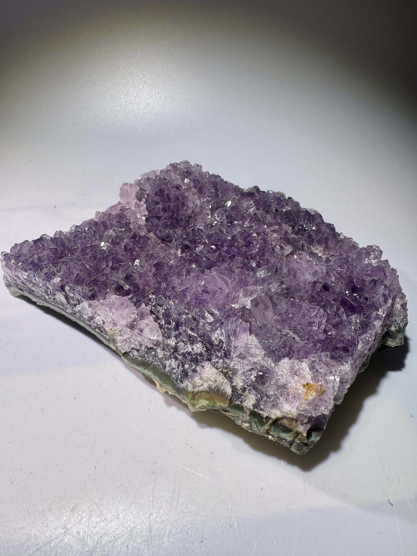 Natur-Amethyst-Kristalle 15 x 10,5 cm, 570g – Harmonische Druse für Meditation