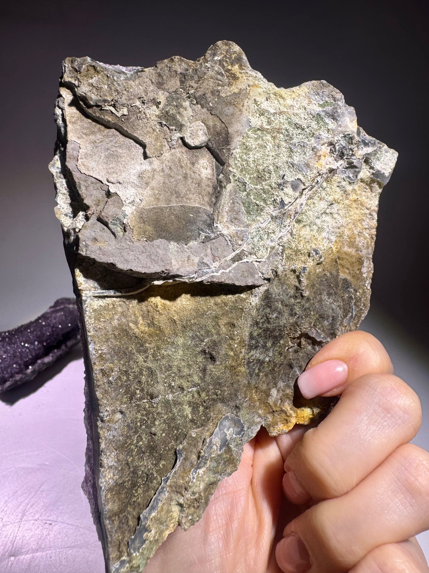 Natur-Amethyst-Kristalle 15 x 10,5 cm, 570g – Harmonische Druse für Meditation