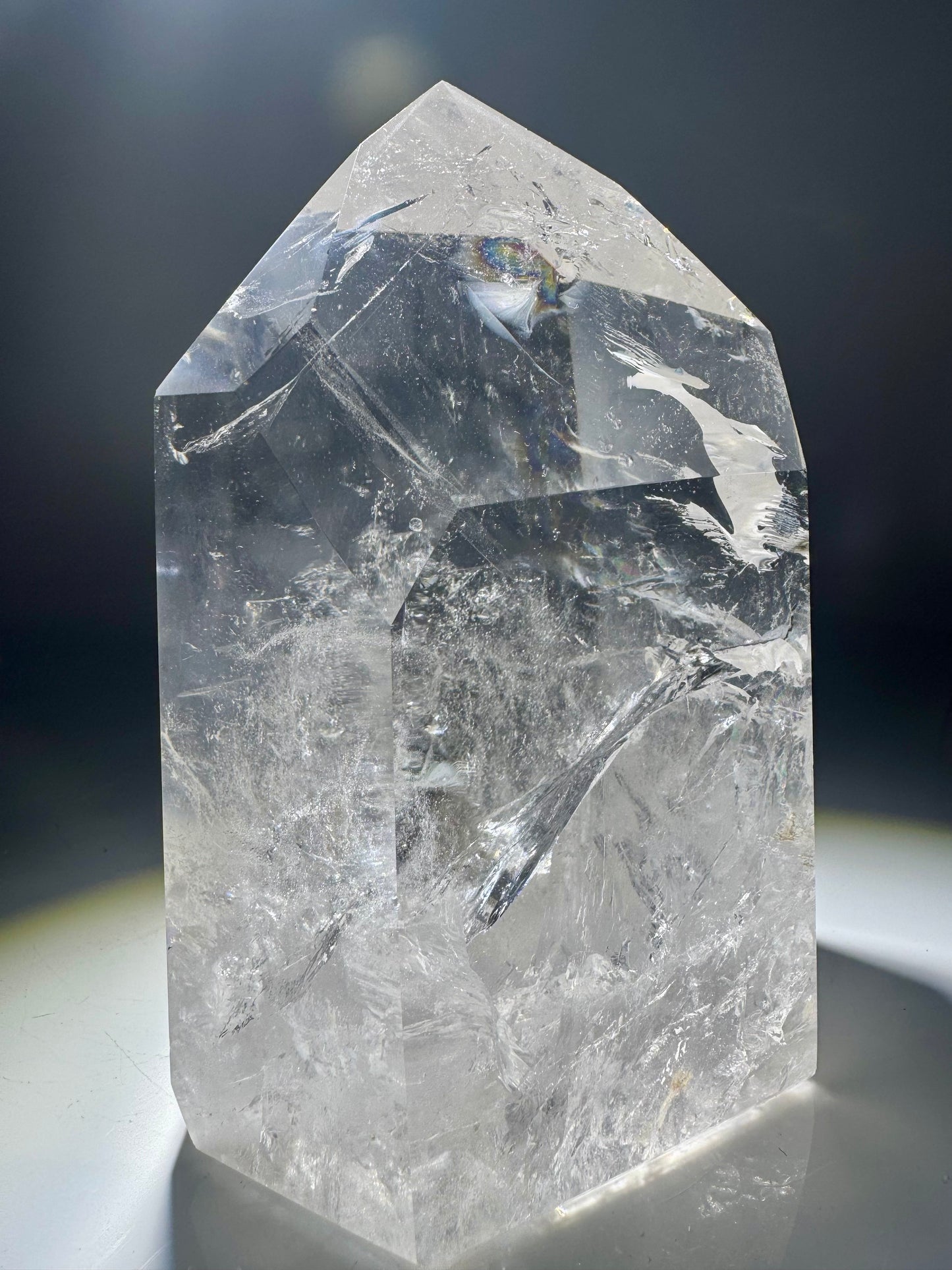 Bergkristall 12.5 cm, 1.1 kg – voller Regenbogen & magischen Einschlüssen 💎