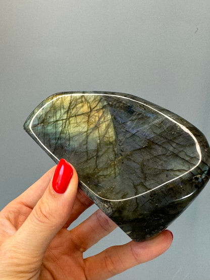 Labradorit – 7x10 cm, 655g