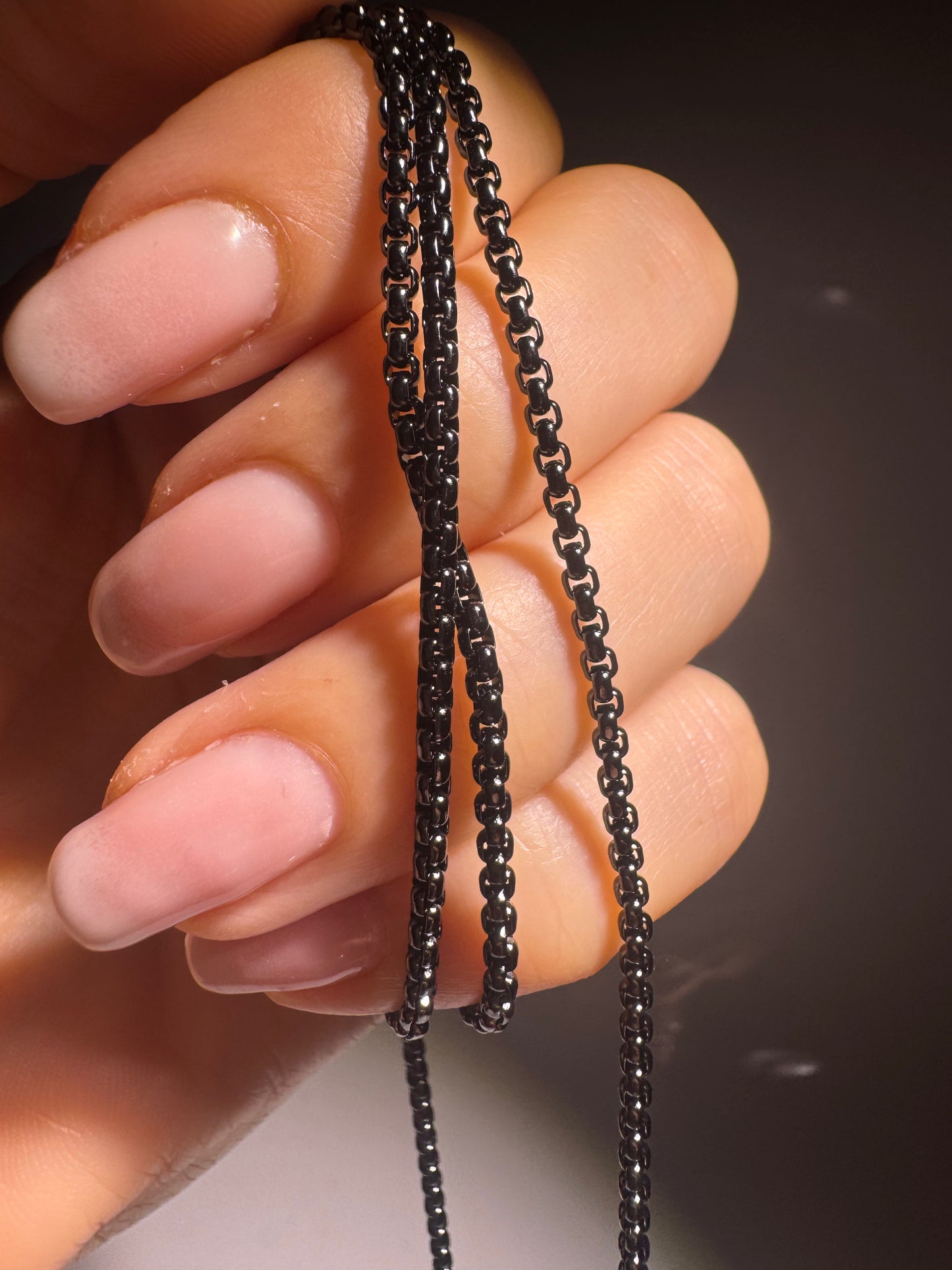 Edelstahl Bomberkette 69 cm – Edle, glänzende Kette in Silber oder Schwarz