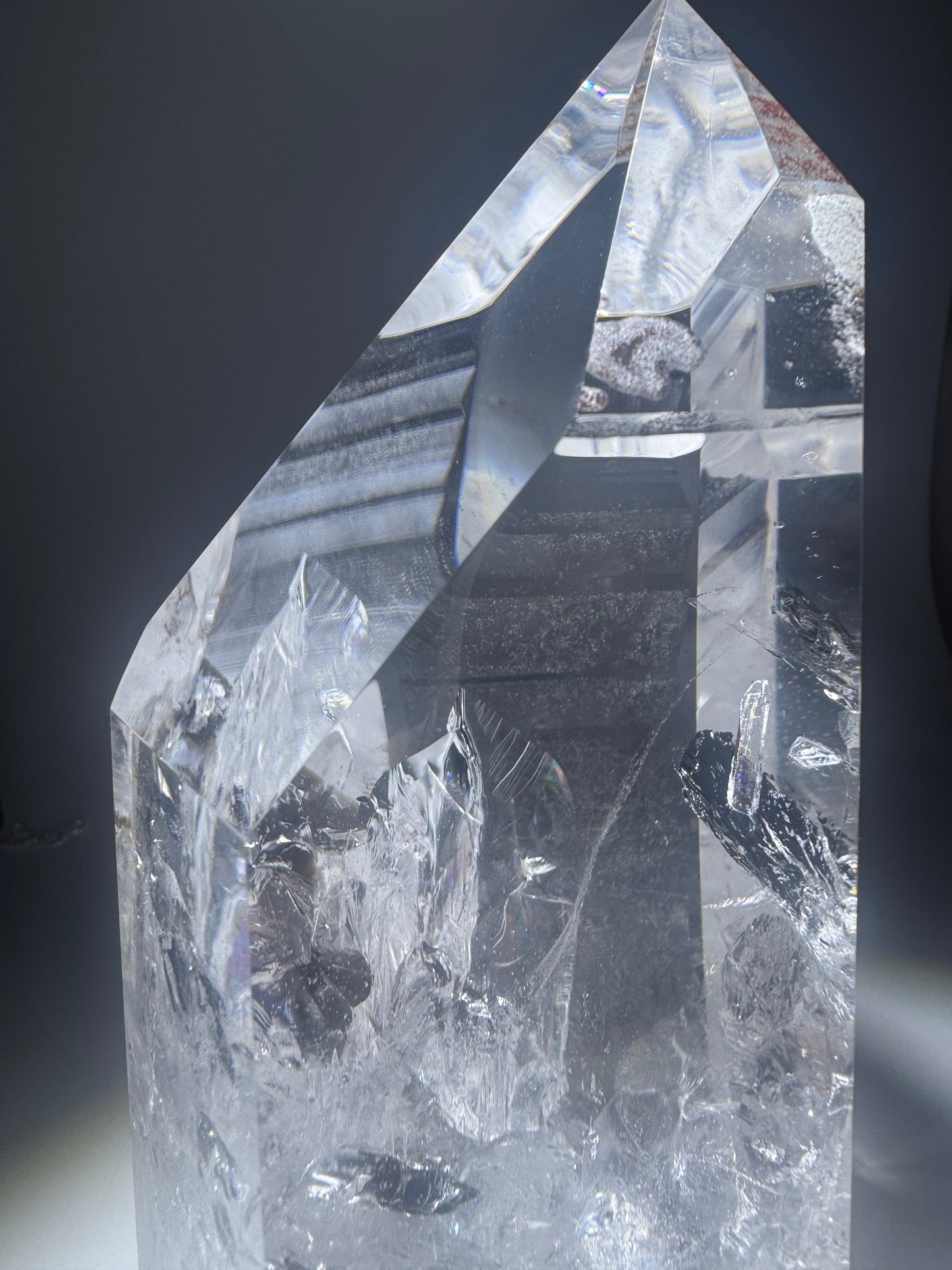 Lemurian Bergkristall 15.5 cm · 1.51 kg – Glasklare Premium-Spitze aus Bahia