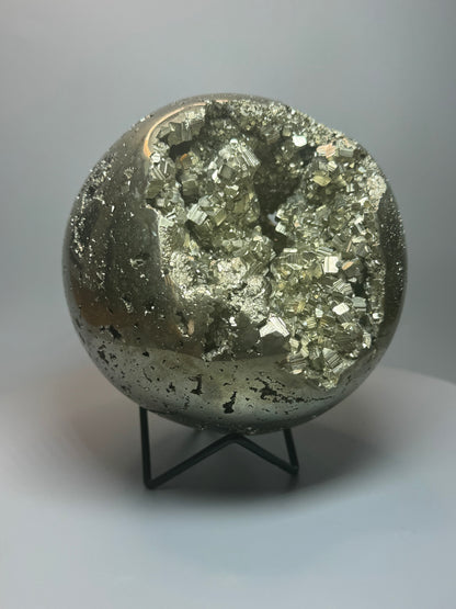 Riesige sehr exklusive Pyrit Kugel - 15cm, 5.5kg
