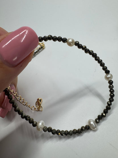 Joli bracelet en pyrite avec perles d'eau douce ✨