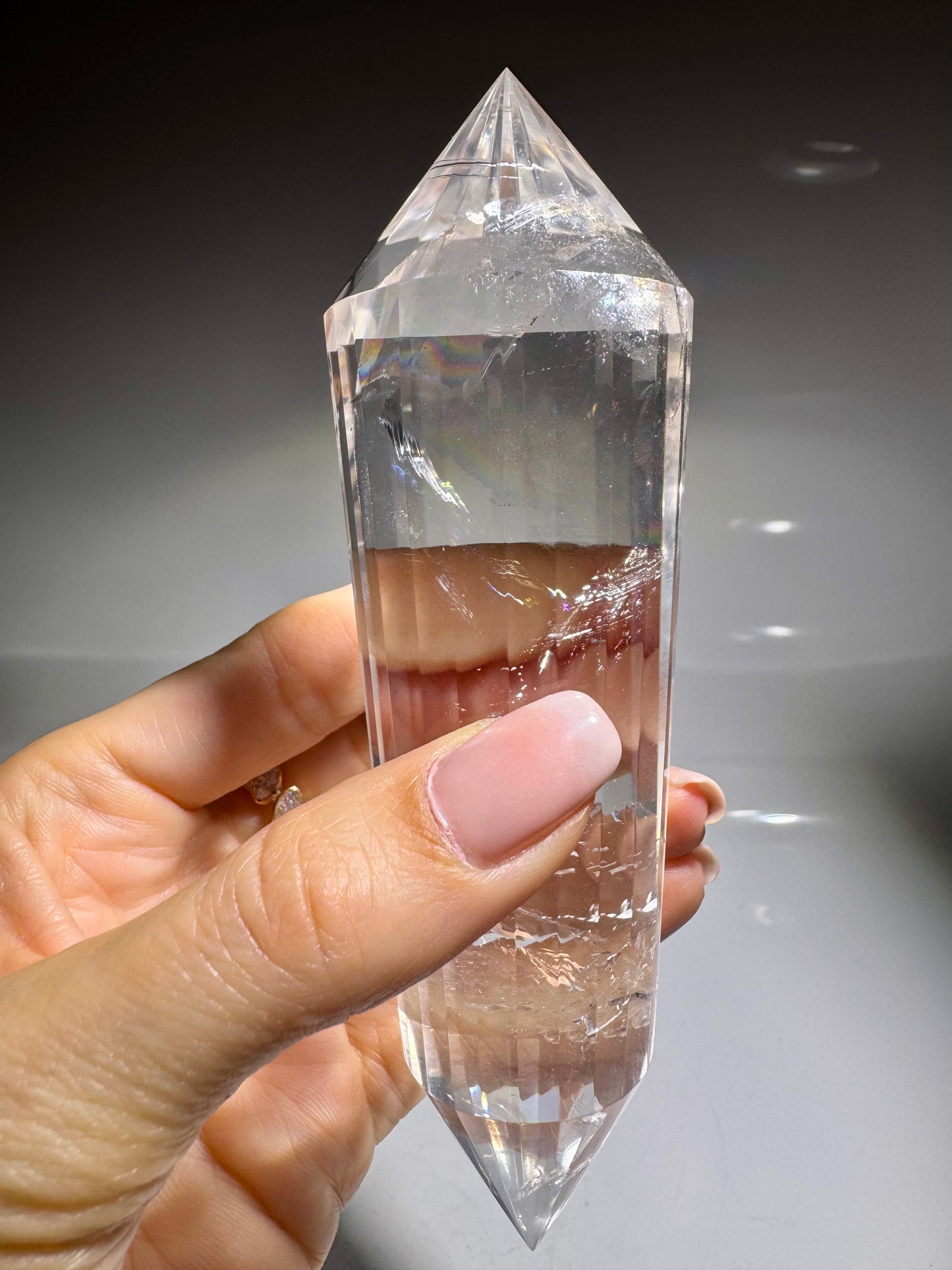 💎 Vogel-Cut Crystal with 24 Facets – Extra Clear, 11.5 cm | Energetic Masterpiece