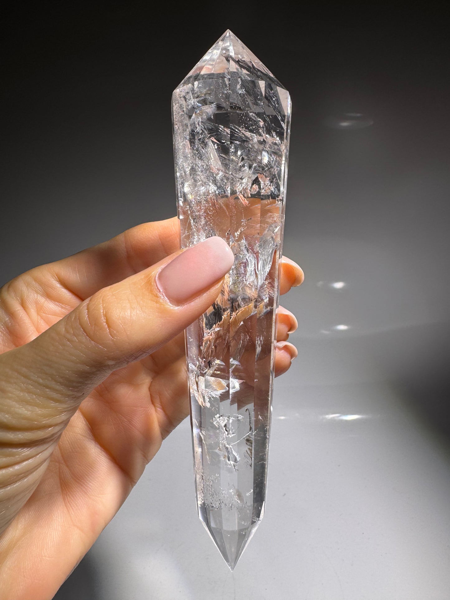 💎 Vogel-Cut Crystal with 24 Facets – Extra Clear, 11.5 cm | Energetic Masterpiece