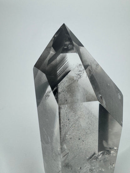 Schwarze rare Phantom Kristall Spitze / Lemurian (sehr klar) 🖤 - 8.5cm, 229g
