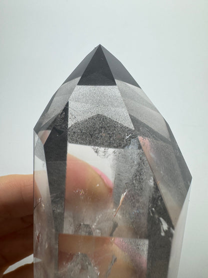 Schwarze rare Phantom Kristall Spitze / Lemurian (sehr klar) 🖤 - 8.5cm, 229g