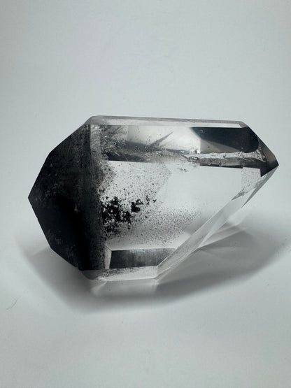 Schwarzer Phantom Kristall Freiform (Lemurian) 🖤 - 7.5cm, 126g Brasilien