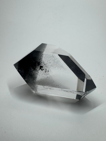 Schwarzer Phantom Kristall Freiform (Lemurian) 🖤 - 7.5cm, 126g Brasilien