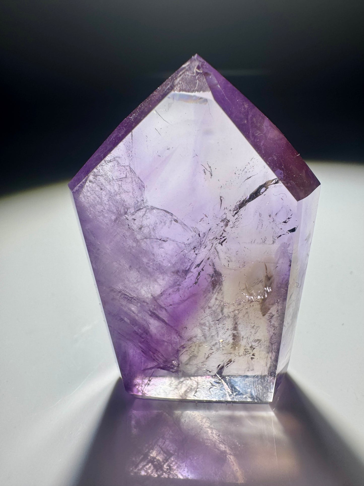 Phantom Amethyst Spitze mit Ametrin – Seltene Naturkombination aus Brasilien · 4.2 cm