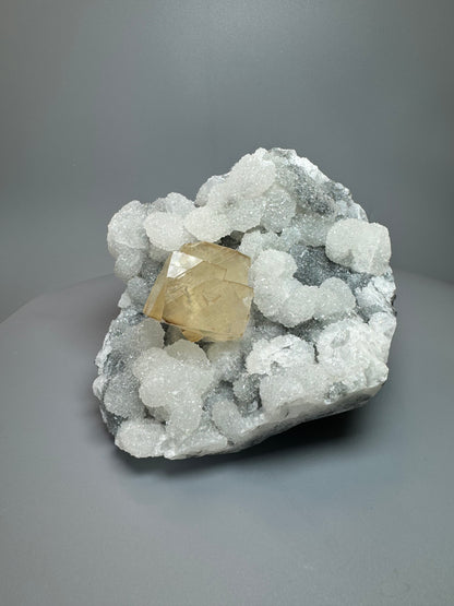 Toller Chalcedon mit Kalzit - 7.5x12x12cm