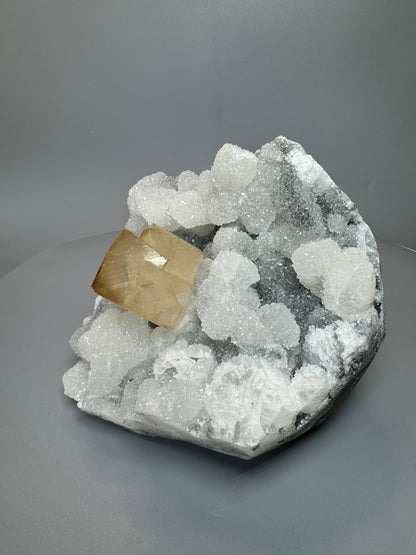 Toller Chalcedon mit Kalzit - 7.5x12x12cm