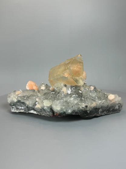 Exklusiver Diamond Apophyllite mit Stilbite und riesigem klaren Kalzit aus Indien – 18 cm, 878g