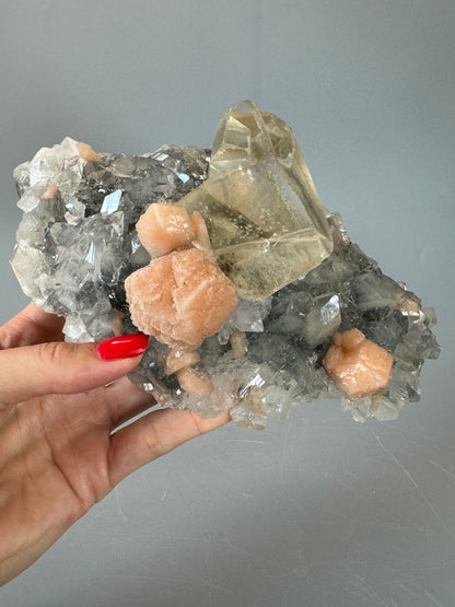 Exklusiver Diamond Apophyllite mit Stilbite und riesigem klaren Kalzit aus Indien – 18 cm, 878g