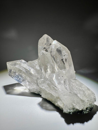 Himalaya Quarz 💎 Kristall mit Chlorit Einschlüssen aus Nepal – 1,43 kg – 18 x 13 x 11,5 cm