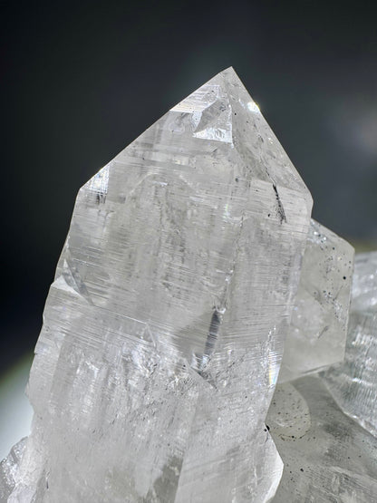 Himalaya Quarz 💎 Kristall mit Chlorit Einschlüssen aus Nepal – 1,43 kg – 18 x 13 x 11,5 cm