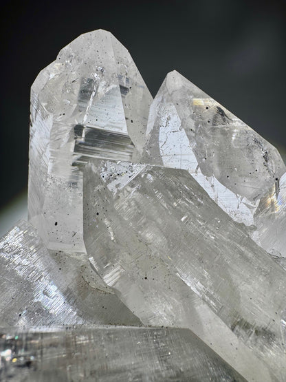 Himalaya Quarz 💎 Kristall mit Chlorit Einschlüssen aus Nepal – 1,43 kg – 18 x 13 x 11,5 cm