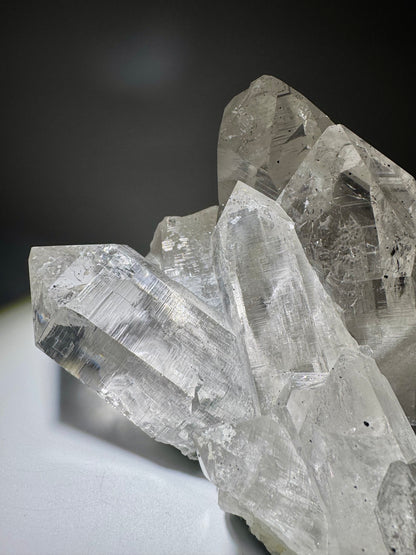 Himalaya Quarz 💎 Kristall mit Chlorit Einschlüssen aus Nepal – 1,43 kg – 18 x 13 x 11,5 cm