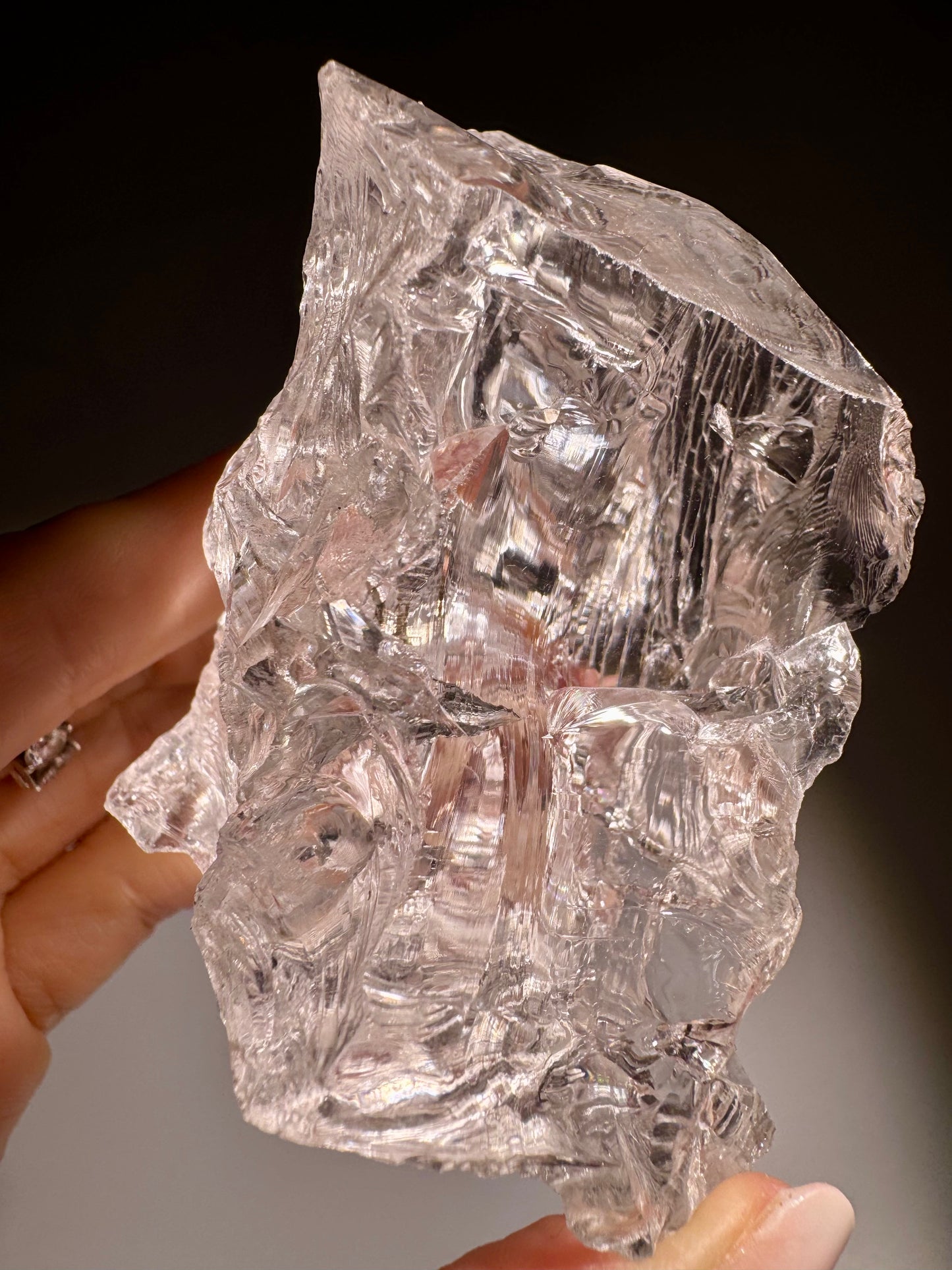 Azeztulite Kristall ca. 6,5×4,5 cm, 228 g – Ultraklar & handverlesen