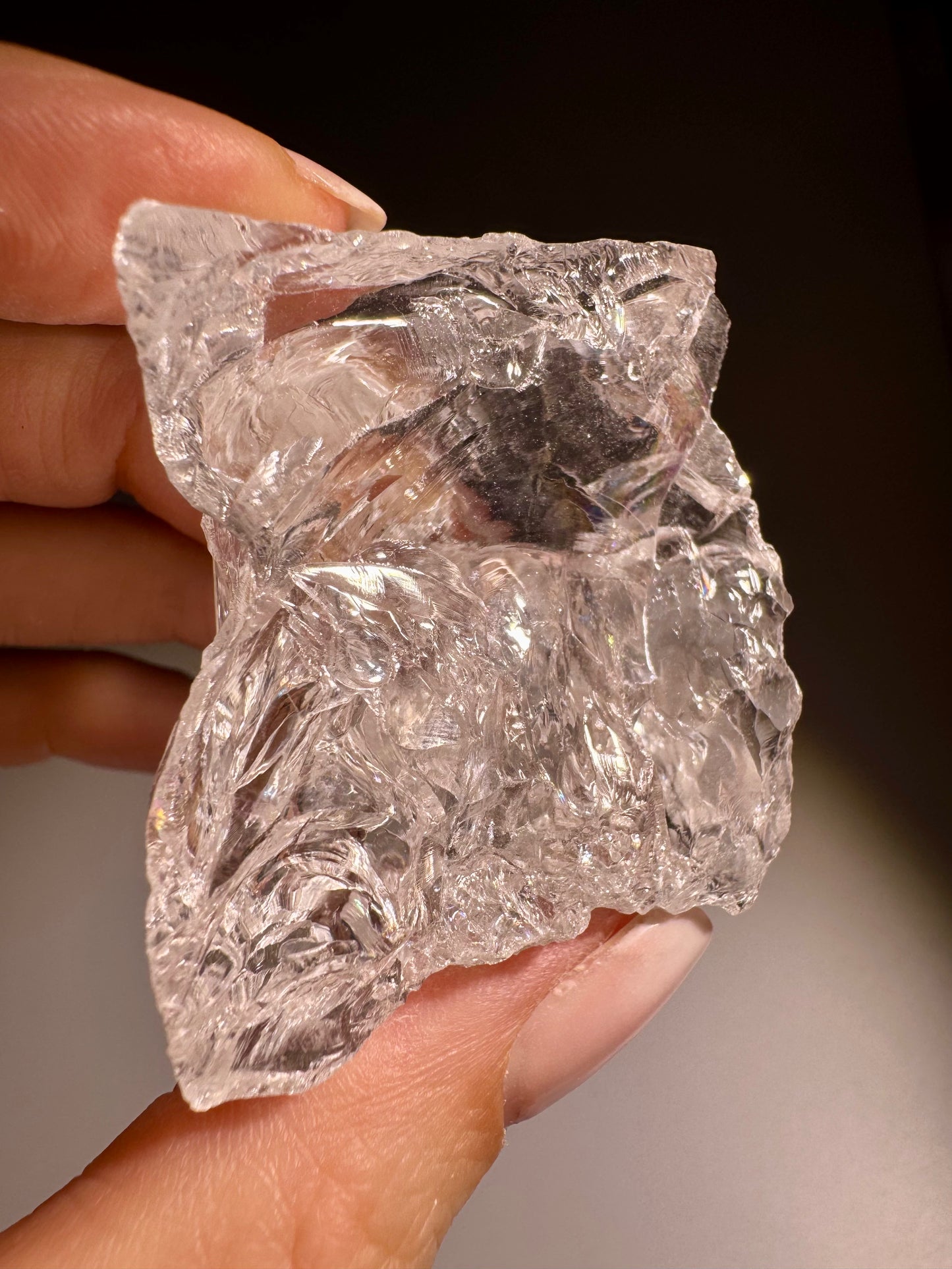 Azeztulite Kristall ca. 4,3×3,5 cm – 57 g | Ultraklar mit Regenbogen