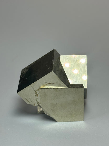Pyrit Kubus - 4cm, 96g