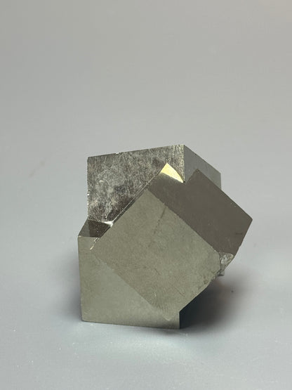Pyrit Kubus - 4cm, 96g