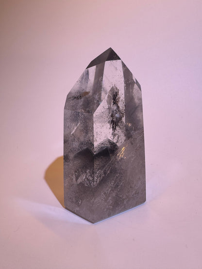 Schwarzer perfekter Phantom Bergkristall (sehr klar) 🖤 - 8.1cm, 188g