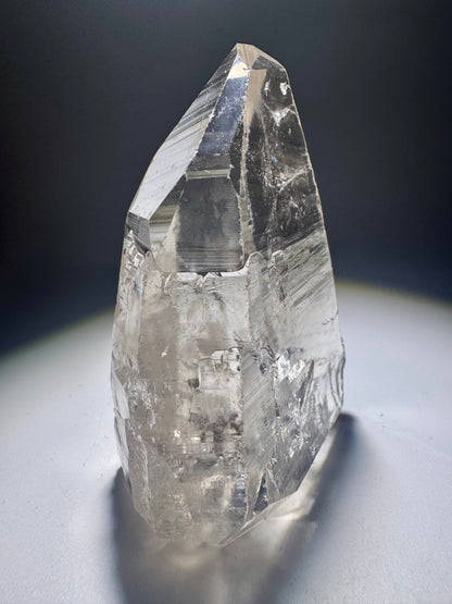Lemurianer Spitze 7,5 cm – 151 g – Transparent & mit einzigartigem Innenleben 🇧🇷