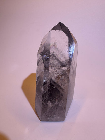 Schwarzer perfekter Phantom Bergkristall (sehr klar) 🖤 - 8.1cm, 188g