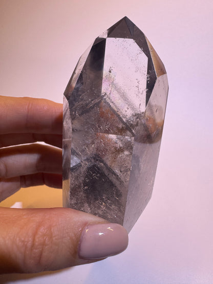 Schwarzer perfekter Phantom Bergkristall (sehr klar) 🖤 - 8.1cm, 188g