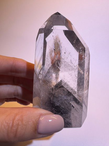 Schwarzer perfekter Phantom Bergkristall (sehr klar) 🖤 - 8.1cm, 188g