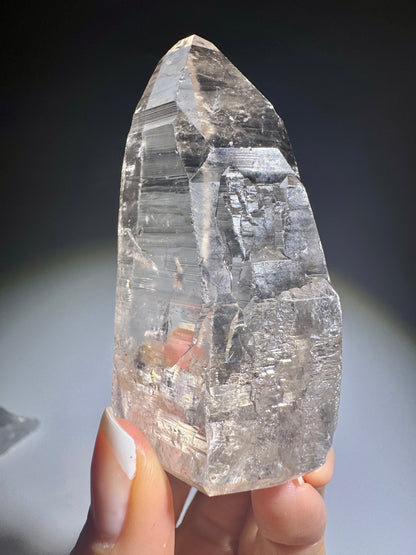 Lemurianer Spitze 7,5 cm – 151 g – Transparent & mit einzigartigem Innenleben 🇧🇷