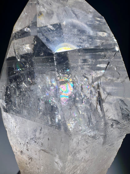 Lemurian Quarz Spitze Kristall mit Regenbogen 💎 11.3 cm/ 324 g – Naturbelassen & kraftvoll