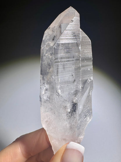 Doppelte Lemurian Quarz Spitze  10cm / 139g – Naturbelassen & kraftvoll