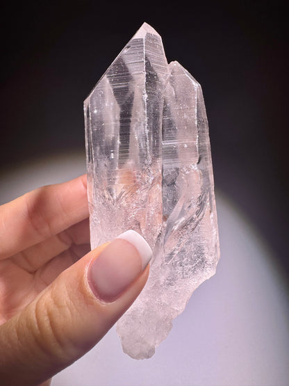 Doppelte Lemurian Quarz Spitze  10cm / 139g – Naturbelassen & kraftvoll
