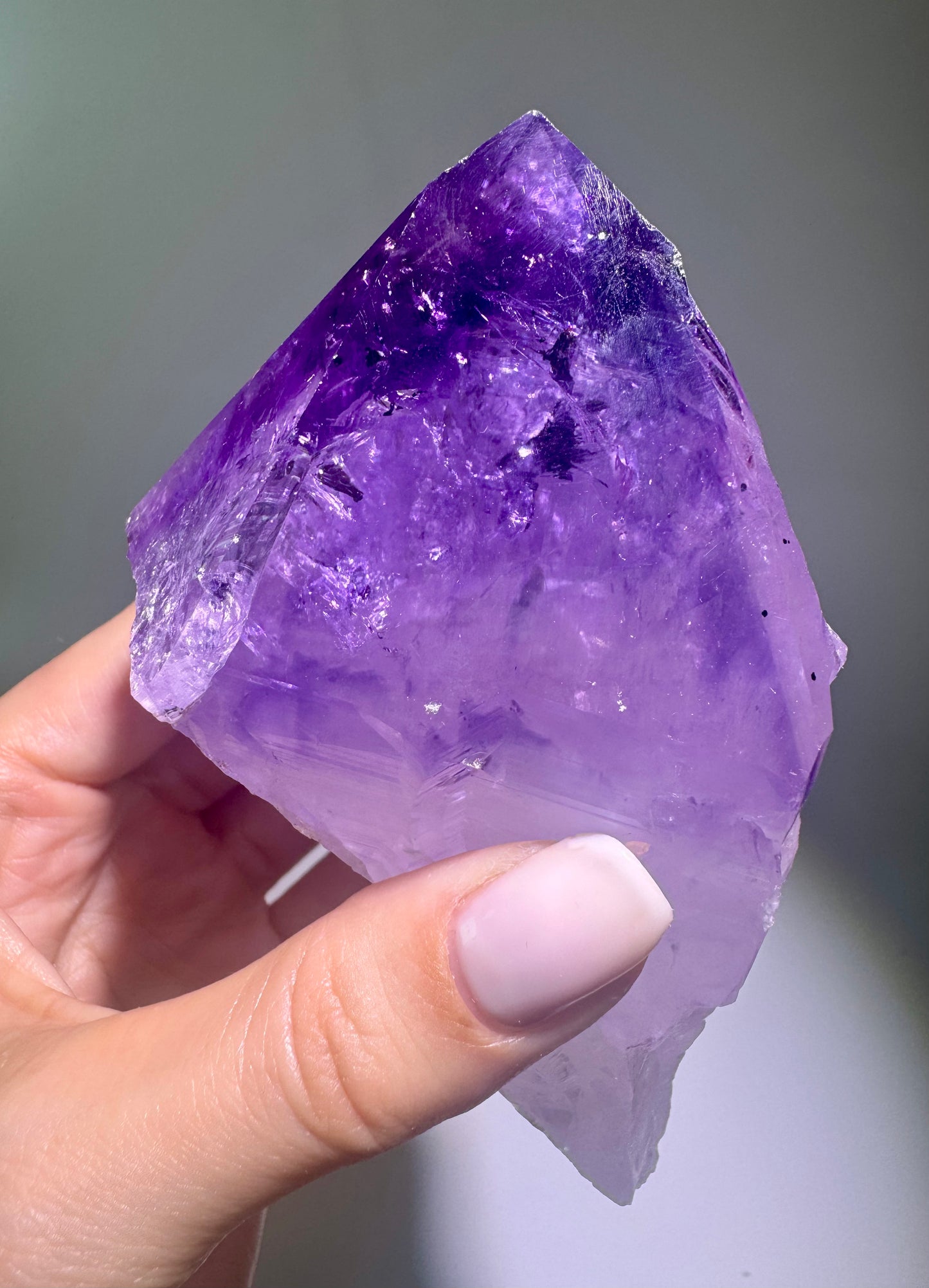 Amethyst Spitze – 11.6 cm Naturspitze aus Brasilien | seltene Amethyst-Zahnspitze