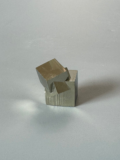 Perfekter Pyrit Kristall Kubus (Museumsqualität) - 2 cm, 30g