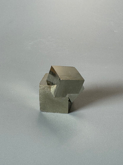 Perfekter Pyrit Kristall Kubus (Museumsqualität) - 2 cm, 30g